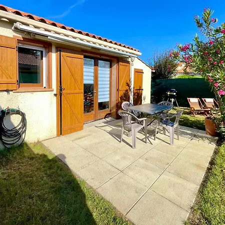 Charmante Maison Proche Avec Piscine Collective * Brem Sur Mer