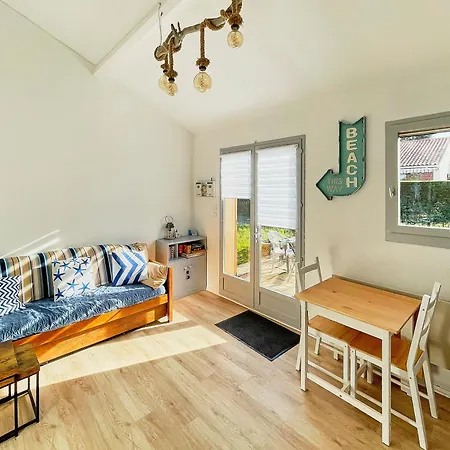 Charmante Maison Au Bord De L'ocean A Sur Holiday home *