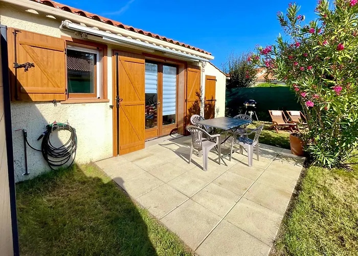 Charmante Maison Proche Avec Piscine Collective * Brem-sur-Mer