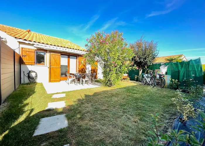 Charmante Maison Proche Avec Piscine Collective * Brem-sur-Mer